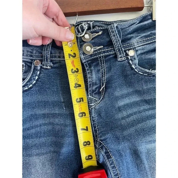 Women's WallFlower Jeans Size 1 Embroidered Back Pockets Bling American Flag EUC - Picture 10 of 13